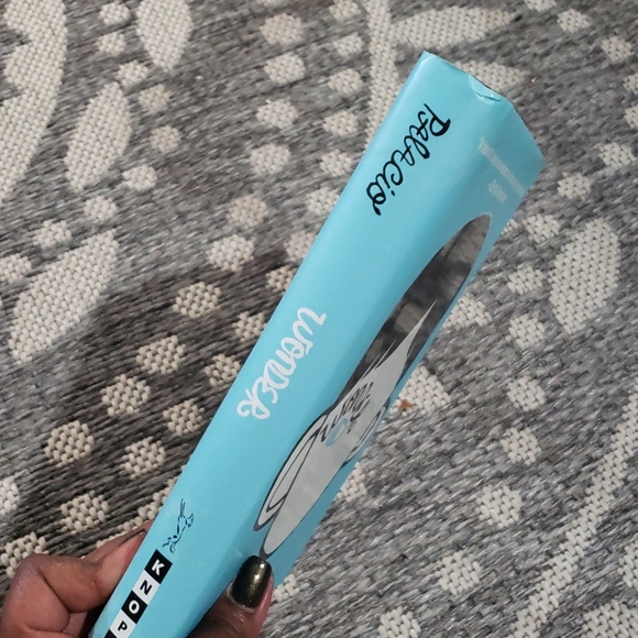 Wonder by R. J. Palacio - Picture 4 of 6